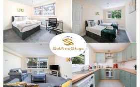 Redhill Surrey 2 Bedroom Pet Friendly Apartment By Sublime Stays